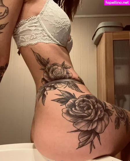 Sweetvipgirl OnlyFans Thumbnail #j2sBw5wSxT