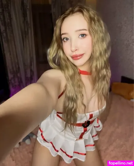 Sweetwhisper18 Main Profile Photo