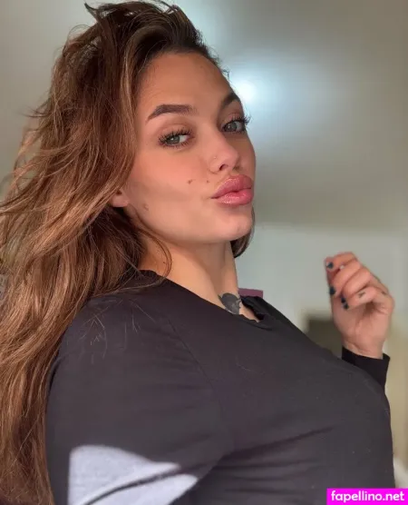 Sweety Cleo OnlyFans Thumbnail #YwY89wWYAk