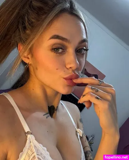 Sweety Cleo OnlyFans Thumbnail #oFjCzVkdNt