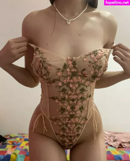 Sweetylittlepiefree OnlyFans Thumbnail #XG6GVBn0hn