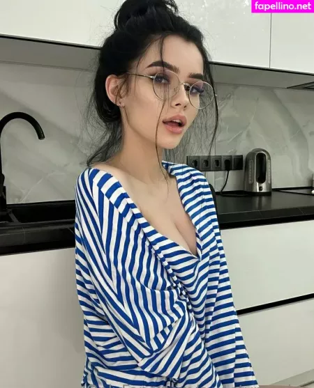 Sweetymonica OnlyFans Thumbnail #Lx0XXyEGFA