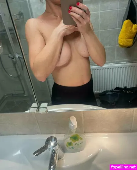 Swenora OnlyFans Thumbnail #ZR6aVojMYZ