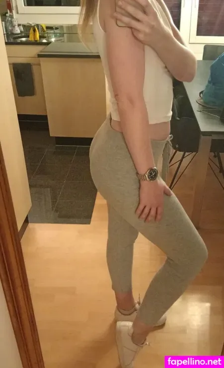 Swimmergirl69420 OnlyFans Thumbnail #K6rNTfG2MN
