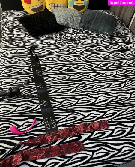 Swing Babe OnlyFans Thumbnail #Jw64iT4xIO