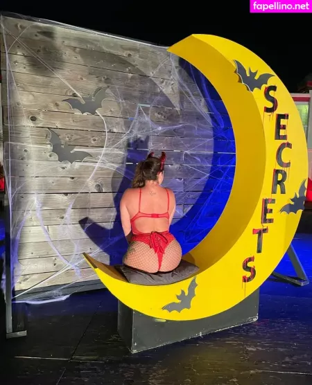 Swingerellefree OnlyFans Thumbnail #UuSDRHHdk2