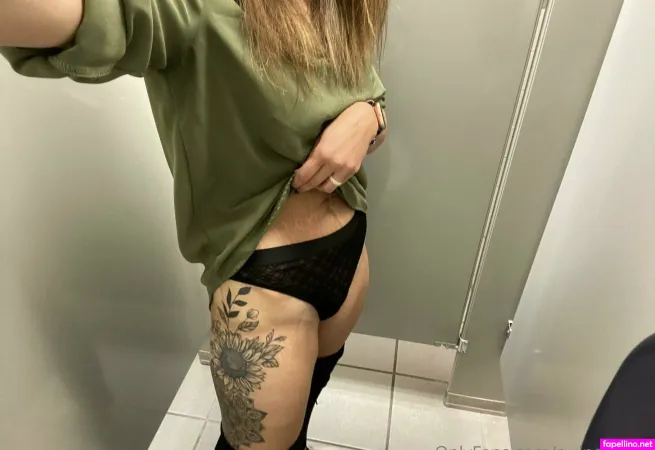 Swingingset OnlyFans Thumbnail #uIgqiZM6i6