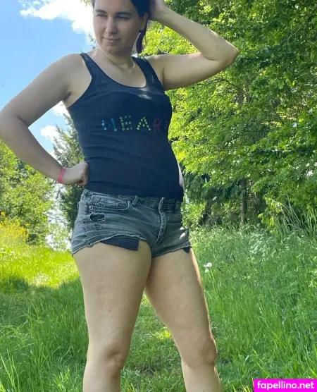 Swiss Girl Vanessa OnlyFans Thumbnail #H57uuNJOb4