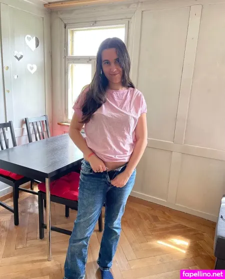 Swiss Girl Vanessa OnlyFans Thumbnail #Qv3qQP5TTb