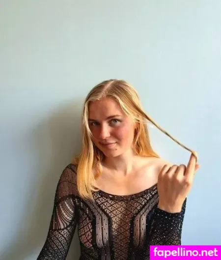 Swissgirl04 OnlyFans Thumbnail #y9uVwJ5oEt