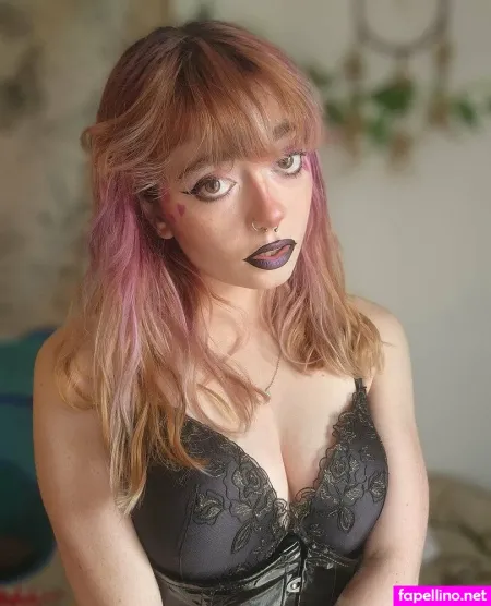 Switch Kittie OnlyFans Thumbnail #D7ufIzJZJD