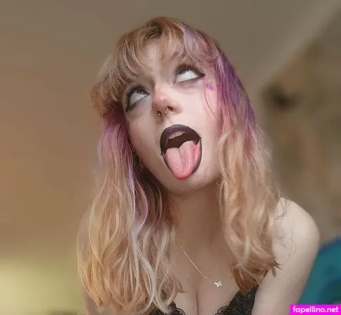 Switch Kittie OnlyFans Thumbnail #oH5uRQPvA1