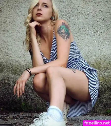 Switchy Sally OnlyFans Thumbnail #jzPwxRFUxR