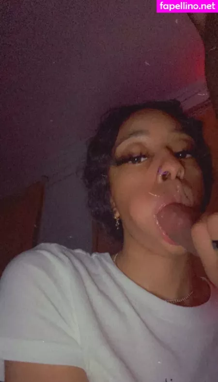 Sxarlettbabydoll OnlyFans Thumbnail #J8oJ6Irz9C