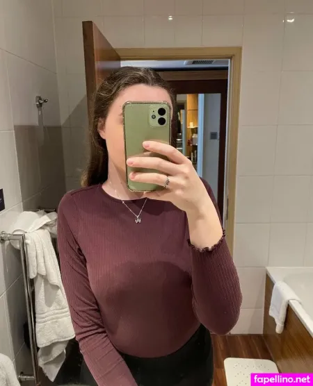 Sxarlettssecret OnlyFans Thumbnail #UQHnMAbwAP