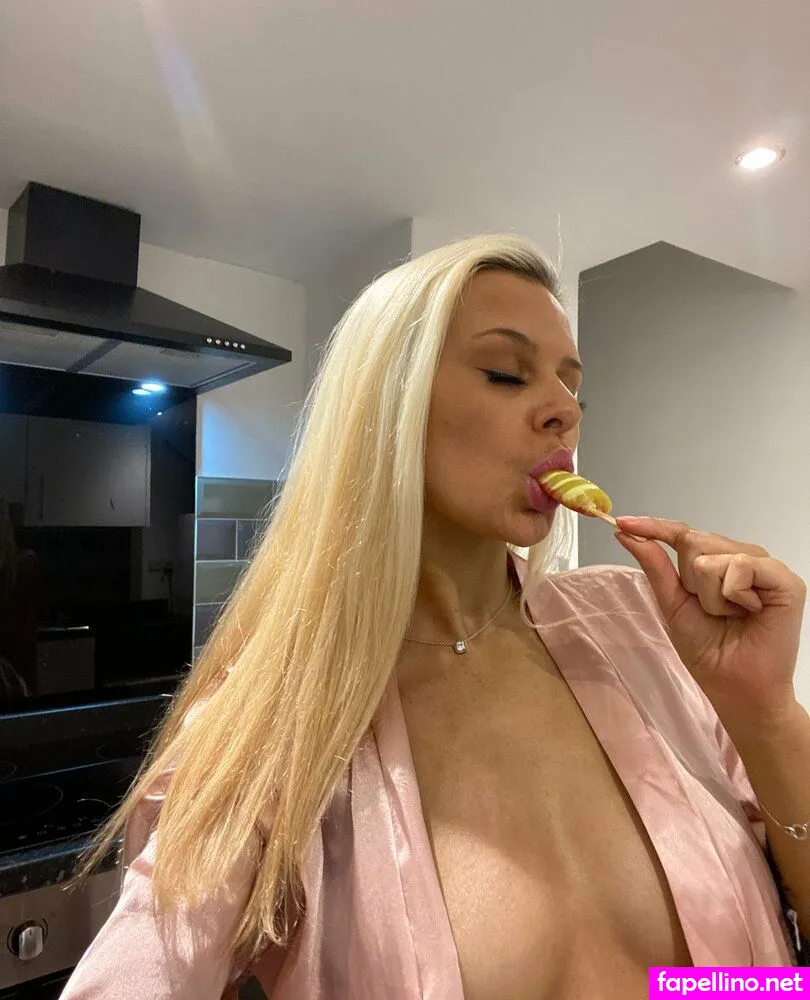 sxmmermae Nude Leaked OnlyFans Photo #6ewy0uoa2r