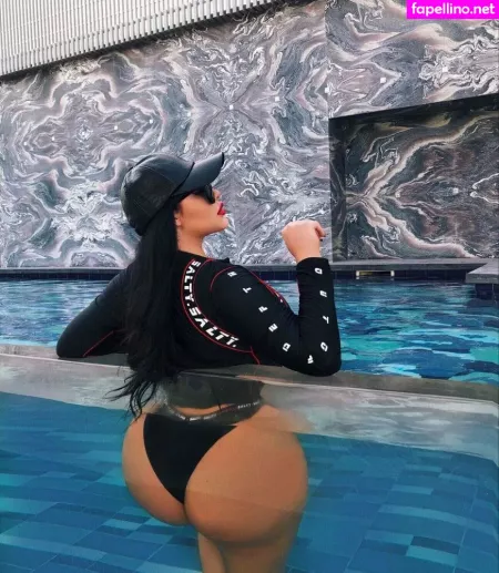 Sxmonne OnlyFans Thumbnail #7wIqiSnGkk