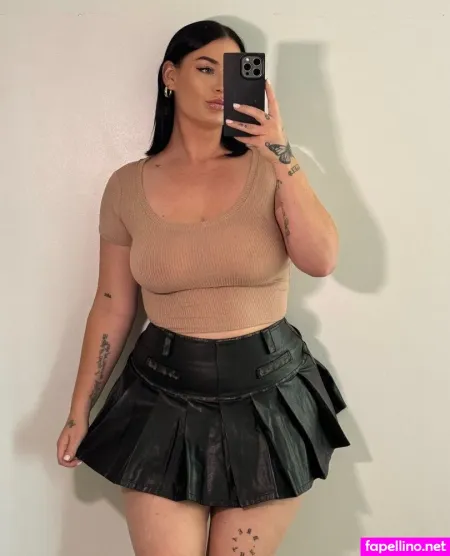 Sxphiemxi OnlyFans Thumbnail #4YBn4Va8xt