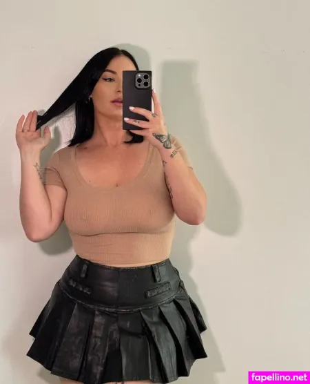 Sxphiemxi OnlyFans Thumbnail #CYWCvqxeOy