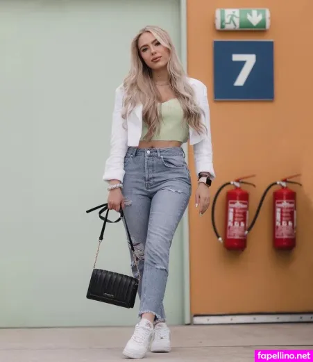 Sxphix Br Sophie B OnlyFans Thumbnail #WZ8hkGKWPX