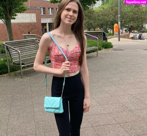 Sxrxhlea OnlyFans Thumbnail #Kwy6xGS0ug