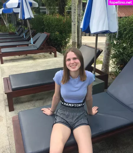 Sxrxhlea OnlyFans Thumbnail #PqUKZoCoWG