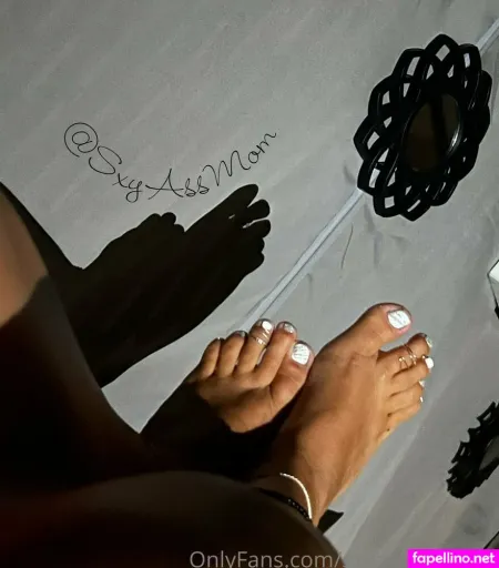 Sxyassmomnyc OnlyFans Thumbnail #Vt9JLO9zQL
