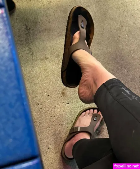 Sxysolesofv OnlyFans Thumbnail #J6nCuHa15S