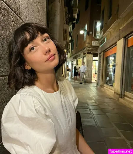 Sydney Chandler OnlyFans Thumbnail #QZhfBVptrS