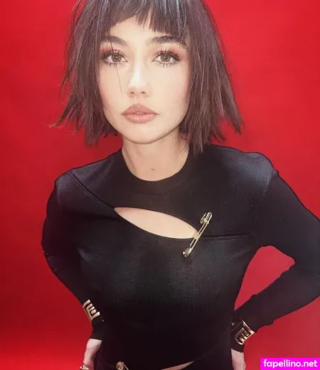 Sydney Chandler OnlyFans Thumbnail #UXAh7RYBu7