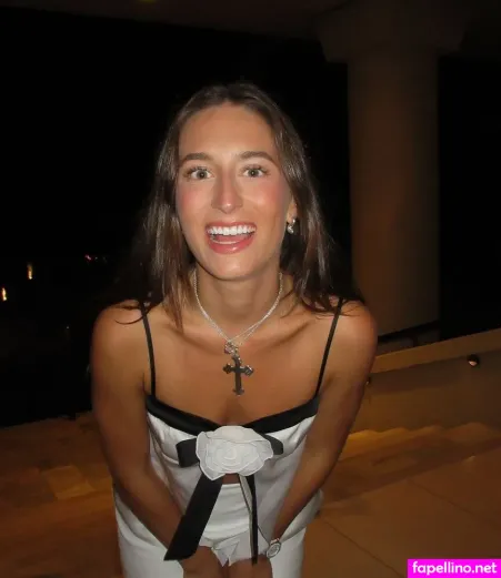 Sydney Costello OnlyFans Thumbnail #ApiIXVsUt4