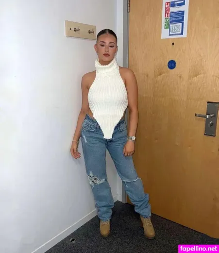 Sydney Etherington OnlyFans Thumbnail #q3NXm8sydE