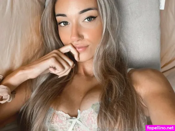 Sydney Gray OnlyFans Thumbnail #8SR1h5L8Rj