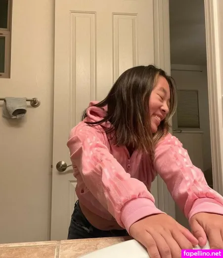 Sydney Kong OnlyFans Thumbnail #RyMI8ONpWe