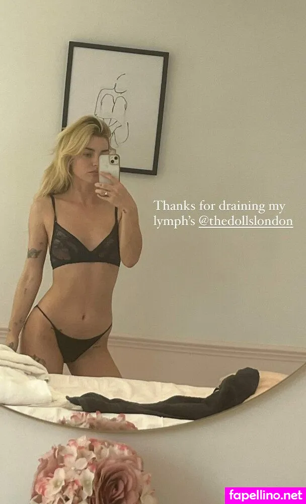 simp4syd, sydneylimaa Nude Leaked OnlyFans Photo #5zrSZoKhxW