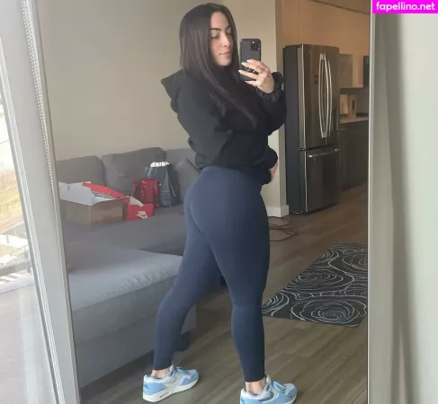 Sydney Martichuski OnlyFans Thumbnail #X5Dx5FTJVX