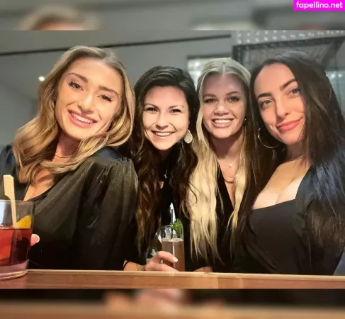 Sydney Martichuski OnlyFans Thumbnail #YXc6OpNaLS