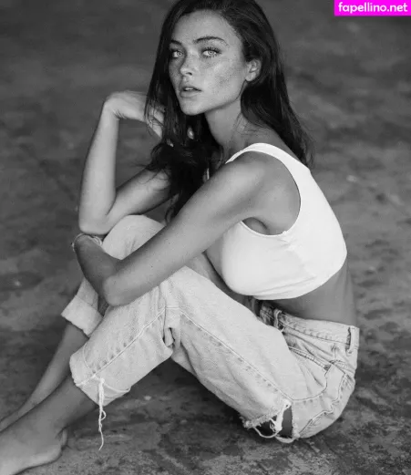 Sydney Melman OnlyFans Thumbnail #WZZYixsFMl
