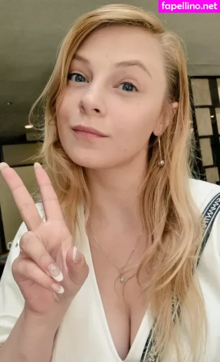 Sydney Poniewaz OnlyFans Thumbnail #lltY3aj2kg