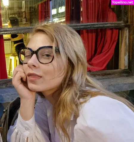 Sydney Poniewaz OnlyFans Thumbnail #mmLSwXrAyJ