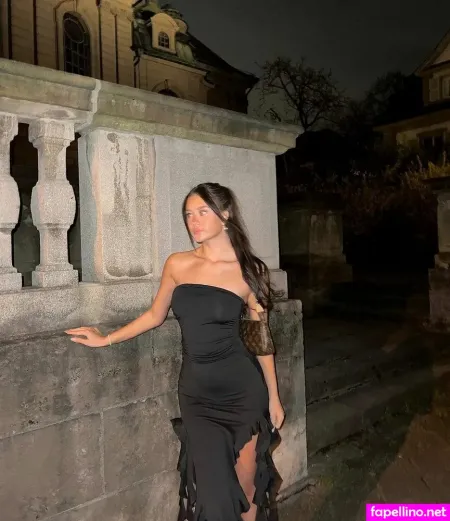 Sydney Ramolla OnlyFans Thumbnail #2cY8Gmfapj