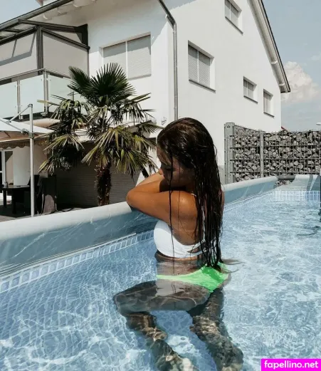 Sydney Ramolla OnlyFans Thumbnail #6uooxpmhFc