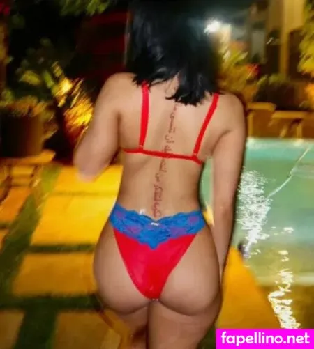 Sydney Razhegi OnlyFans Thumbnail #RVWMemFvlz