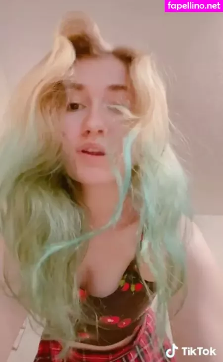 Sydney Sheridan OnlyFans Thumbnail #KLb6VBihaf