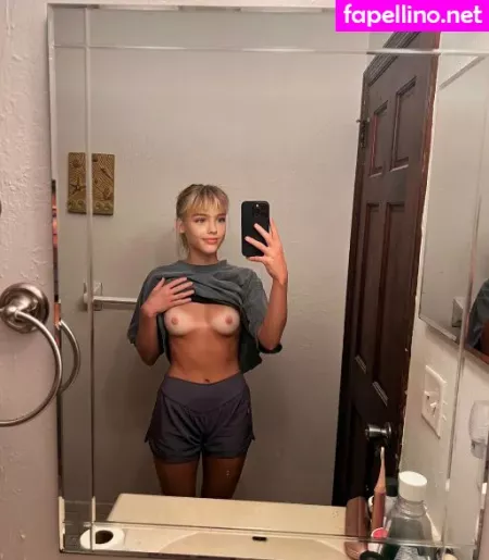 Sydney Sweety OnlyFans Thumbnail #tk0HBRdLPK