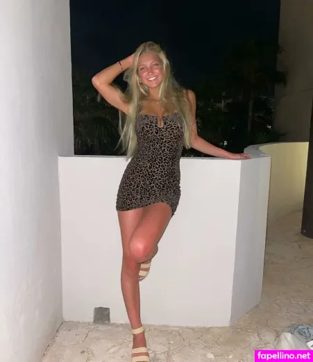 Sydney Thomas OnlyFans Thumbnail #UNkeWmL1hD