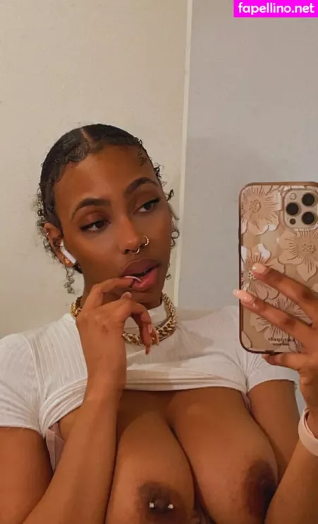 Sydneyce OnlyFans Thumbnail #i0EeUeKiRq