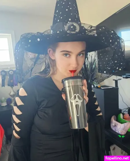 Sydneyq Official Basic OnlyFans Thumbnail #xNuyDtePzz