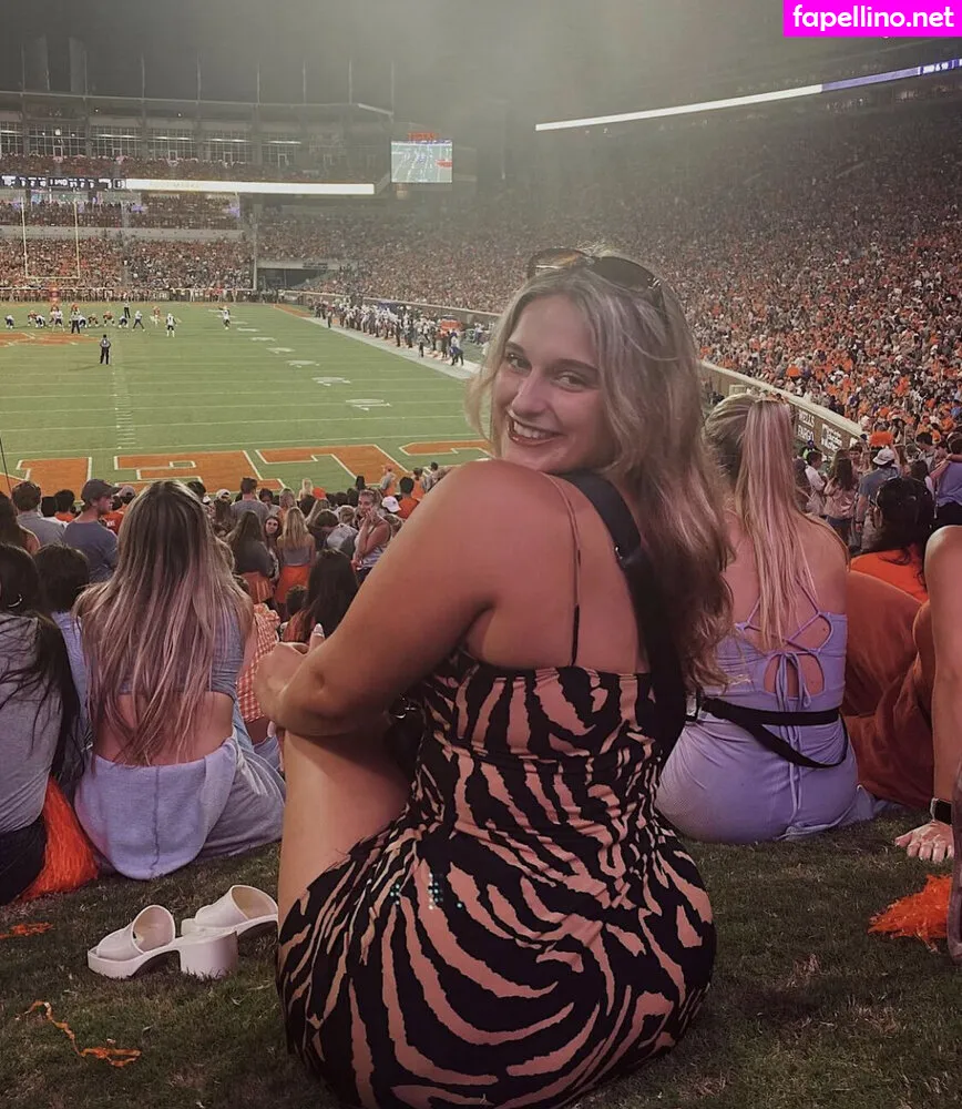 sydneyrepole, sydneythejunglegirl, sydoneill Nude Leaked OnlyFans Photo #MzNDbugNqV