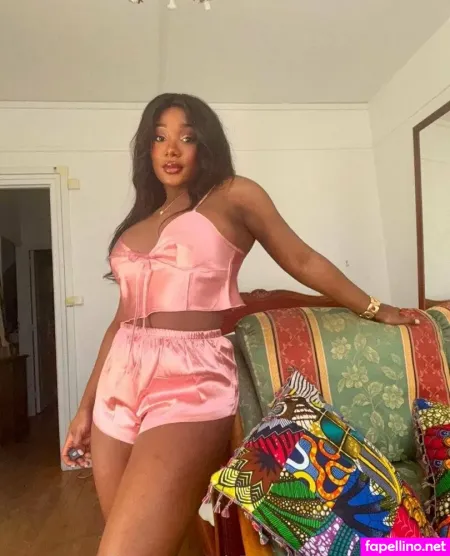 Sydneyvauclair OnlyFans Thumbnail #OjHNb4asid